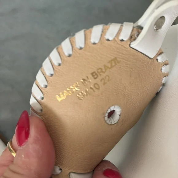 Comfy Jack Roger’s size 8 white - Picture 3 of 4